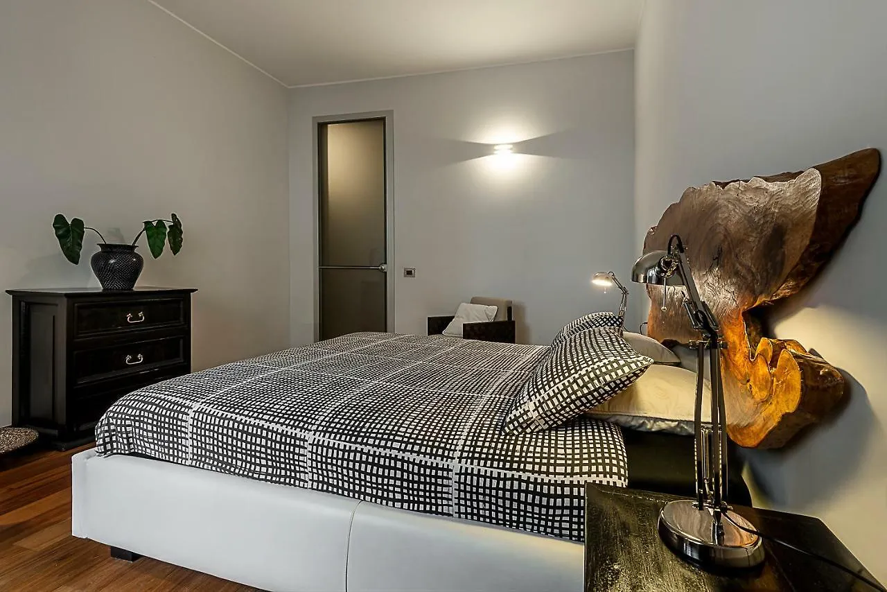 Apartment Milano Central Luxury Italy